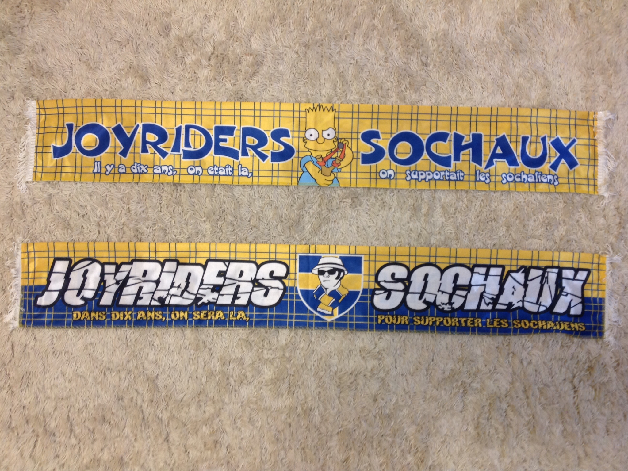 écharpe Supporter Années 80 Fanion FC Sochaux - Grasshopper écharpe Supporter Années 80 Fanion FC Sochaux - Grasshopper