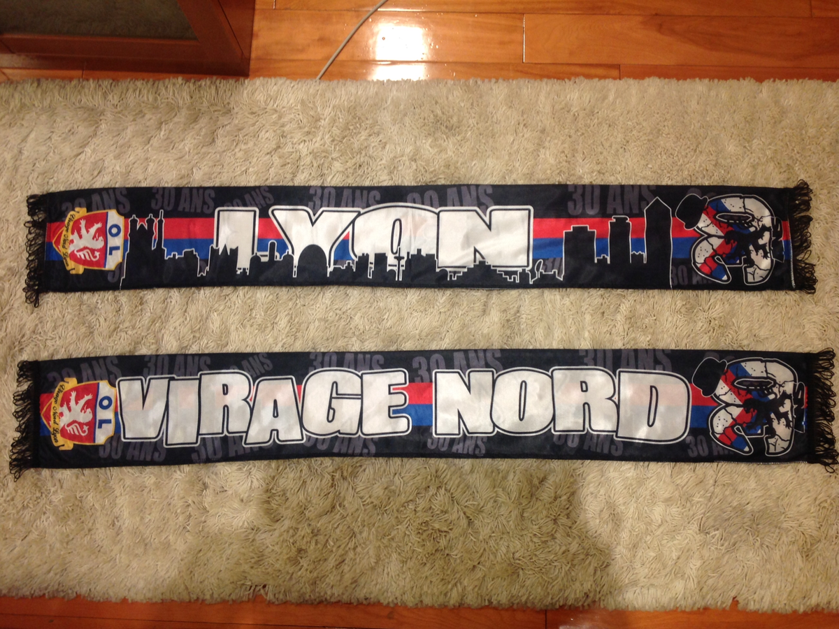 Olympique Lyonnais - 12 - BAD GONES 30 ans / VIRAGE NORD